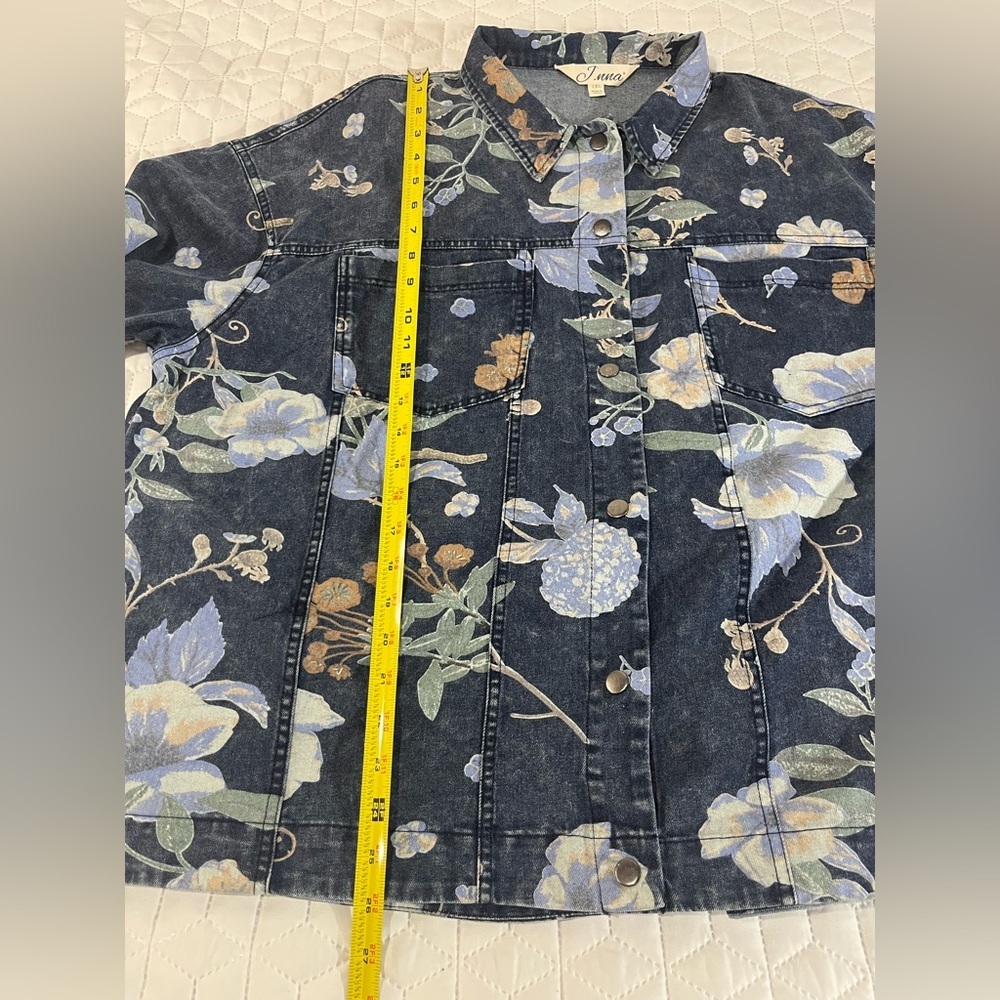 J.NNA Floral Denim Jacket 1XL Blue Cottagecore Oversized Button Front NWT - Picture 10 of 13